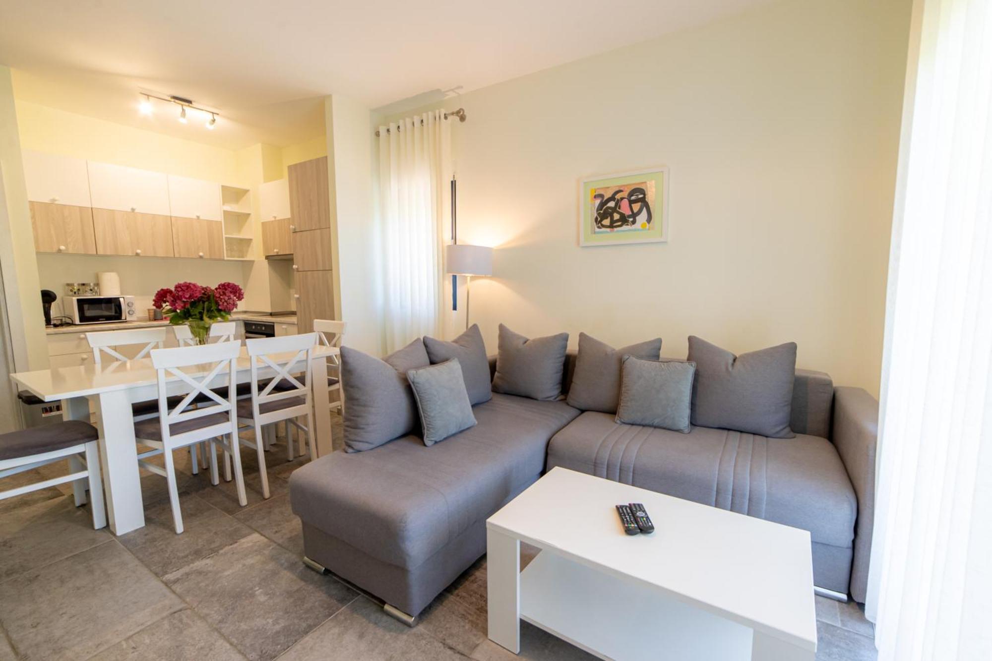 Green Bay Apartments Morinj Котор Экстерьер фото